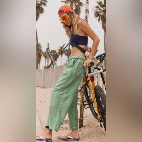 NWT Free People Movement S Score Board Pants in Field Goal Green New Cotton $98 - Picture 4 of 7